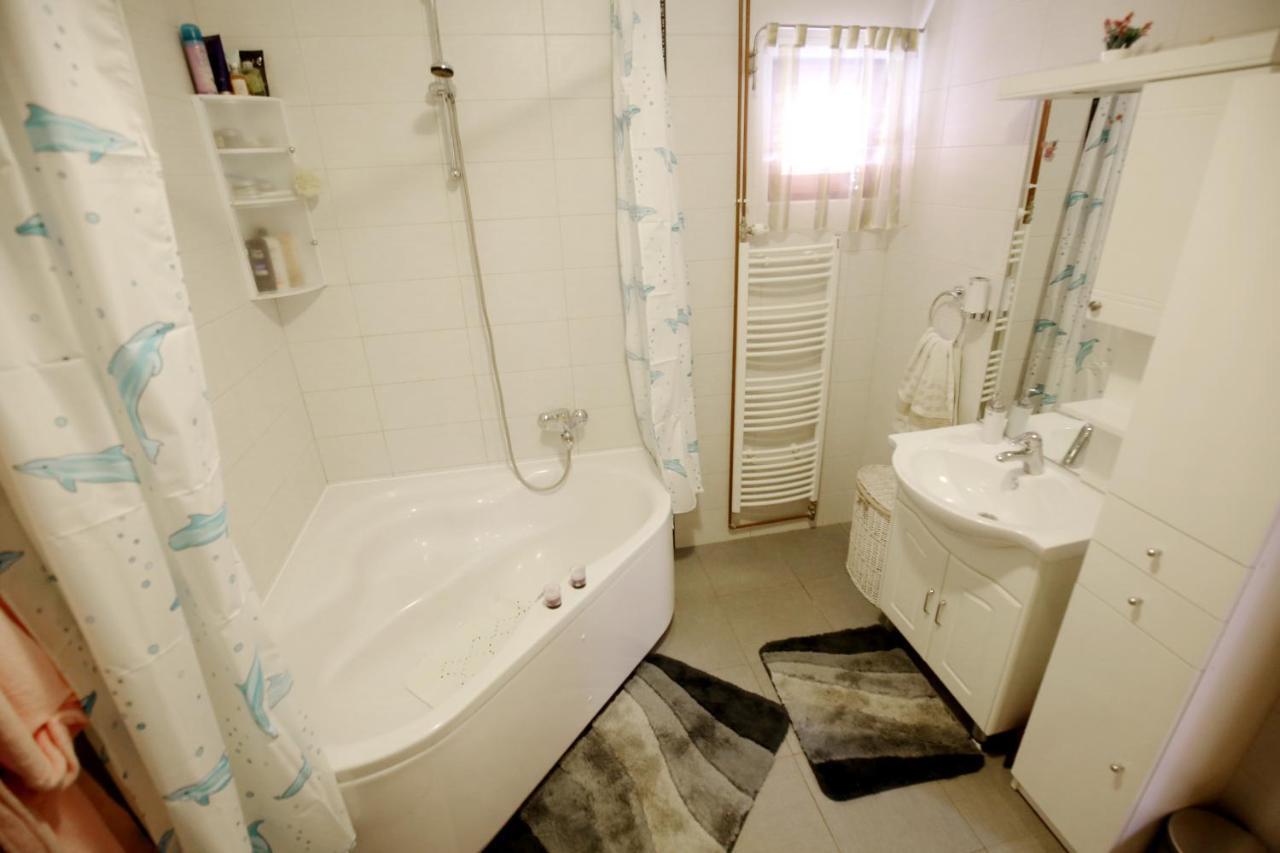 Holiday House Dolce Vita Sukosan Luaran gambar