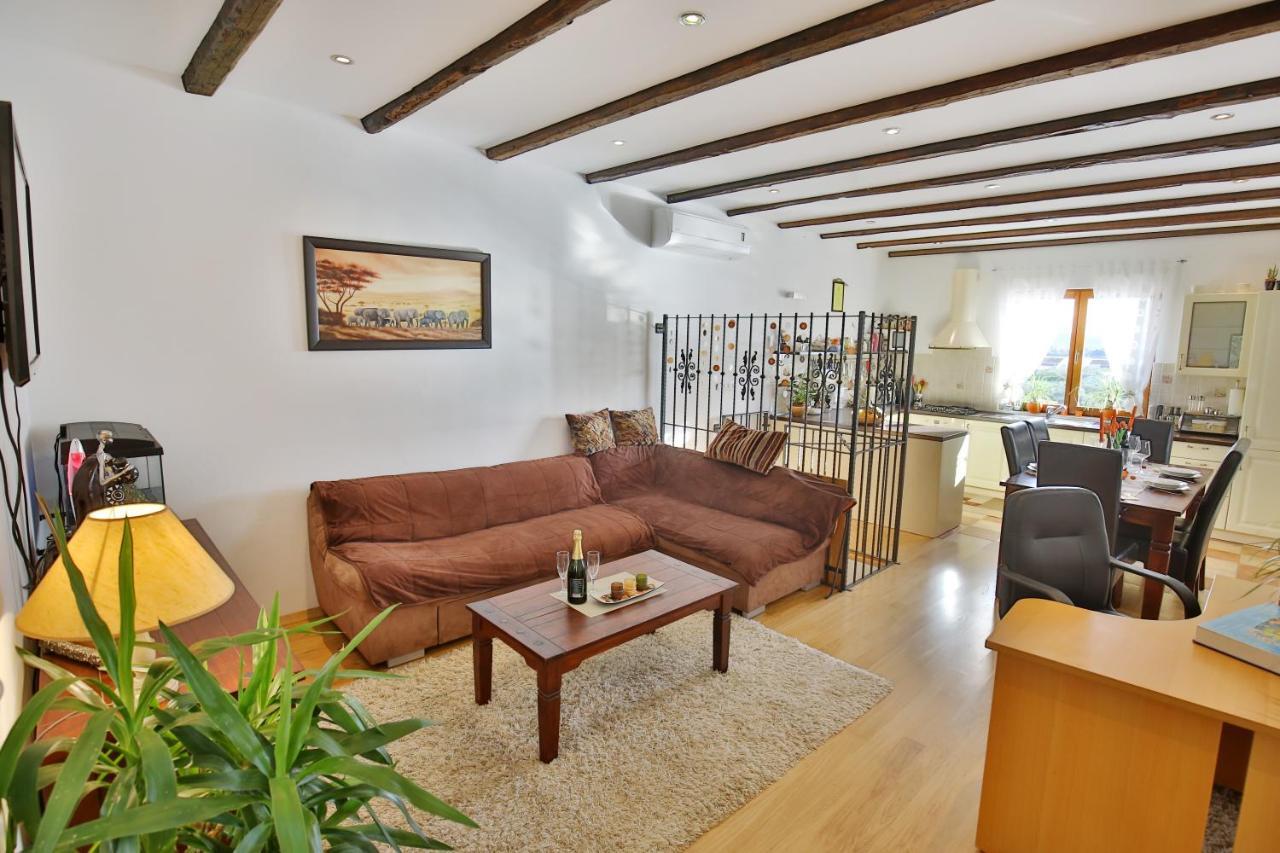 Holiday House Dolce Vita Sukosan Luaran gambar